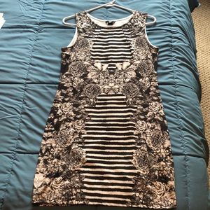 H&M Black and White printed dress
